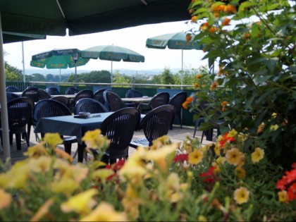 Foto: Burgcafe Restaurant Rodersberg